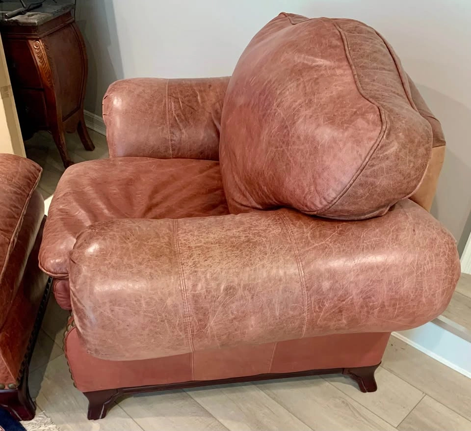 Vintage 2003 Oxblood Leather Living Room Set (4-Piece) - photo 5