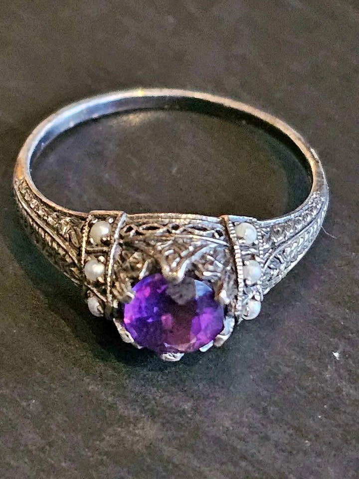 ✨ Vintage SS 925 Sterling Silver Amethyst Style Ring ✨