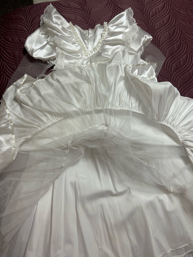 White Satin Flower Girl Dress - photo 4