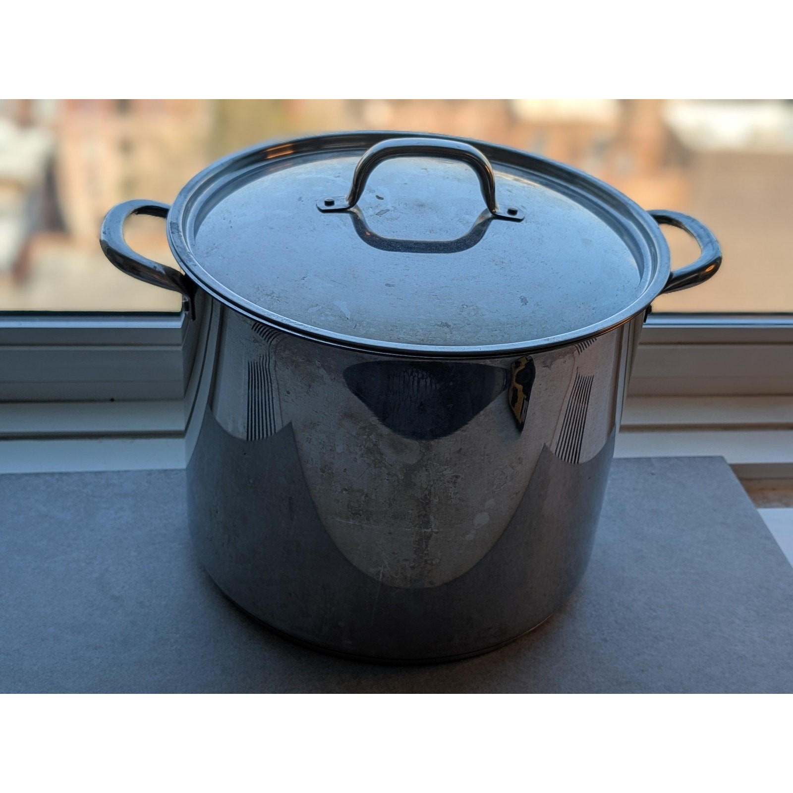IKEA Stainless Steel Stock Pot Large 9.5 Inch Cooking Pot with L
