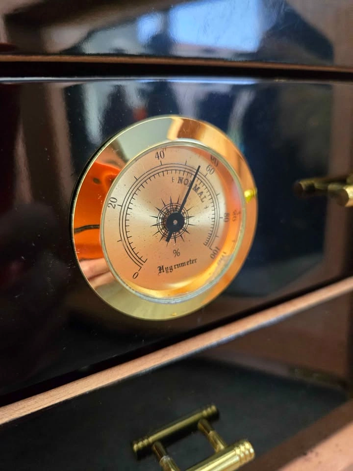 Cigar humidor & ashtray - photo 4