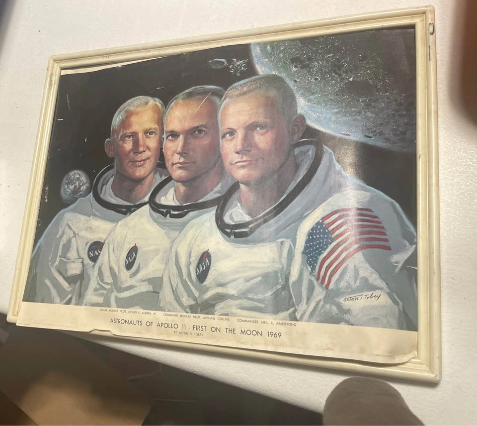 Astronauts of Apollo 11 - First on the Moon - Print - photo 2