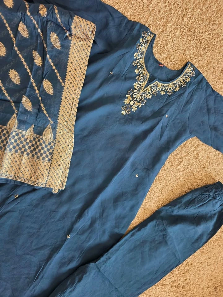 3 piece suit (Kurti,pant,Duppatta) on sale - photo 5