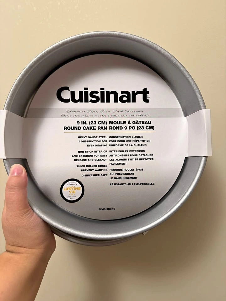 Cuisinart 9 inch Nonstick Cake Round Pan
