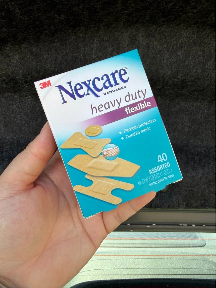 Nexcare Bandaids - photo 2