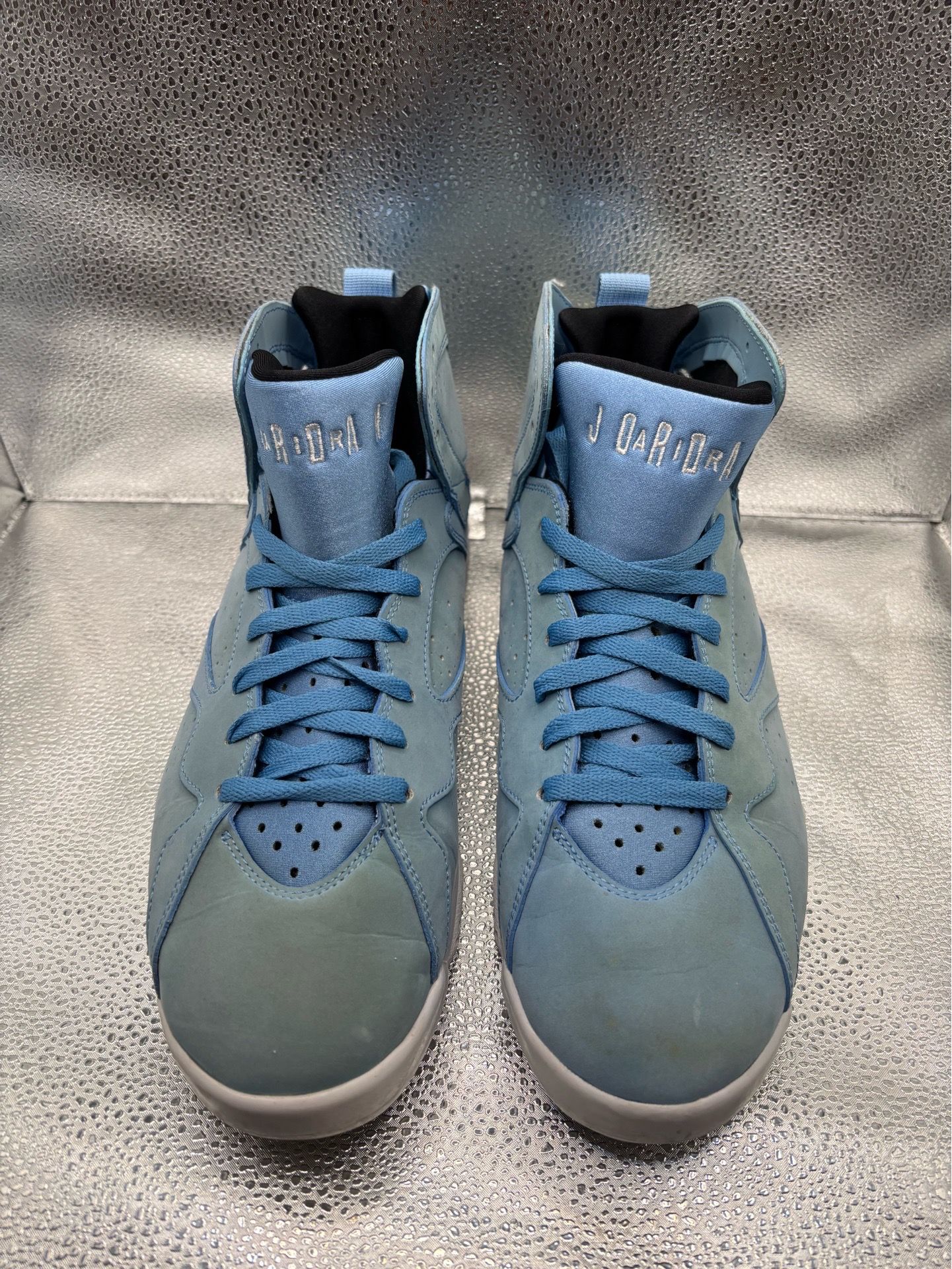 Air Jordan 7 Pantone - photo 2