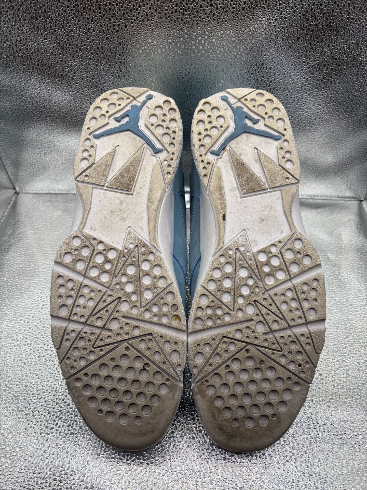 Air Jordan 7 Pantone - photo 3