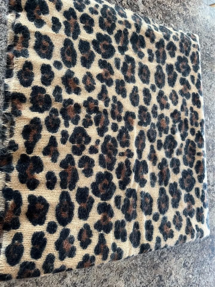 Large Print Soft Scarf - photo 2