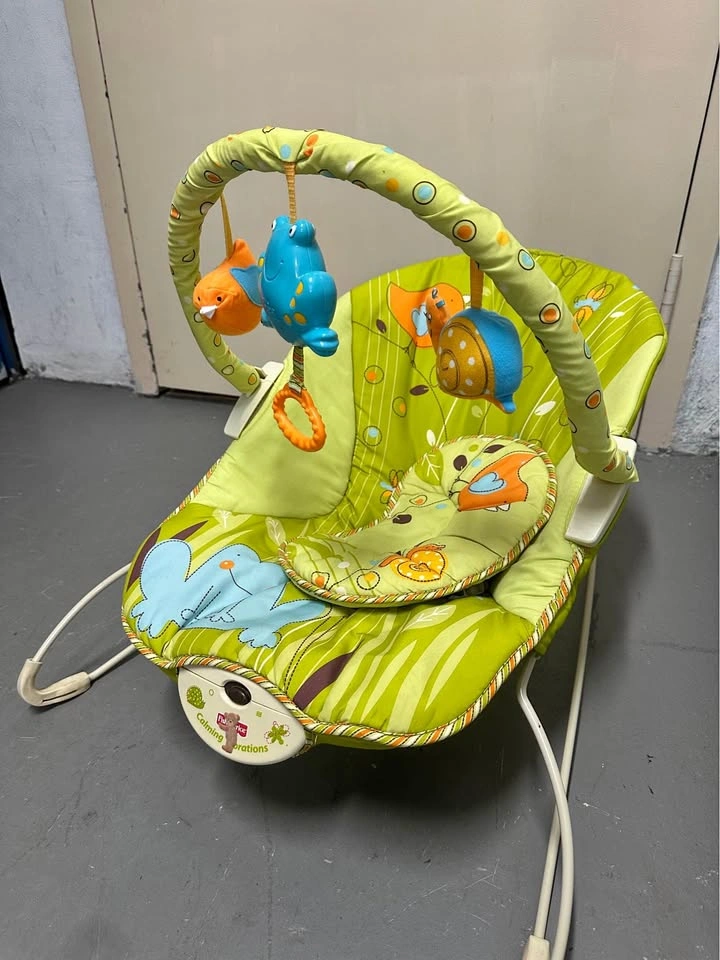Two Baby Bouncers - Fisher-Price Calming Vibrations & Safari Pri