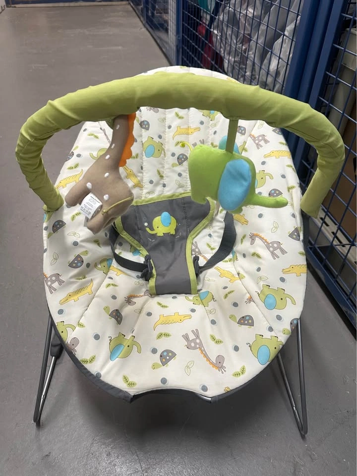 Two Baby Bouncers - Fisher-Price Calming Vibrations & Safari Pri - photo 2