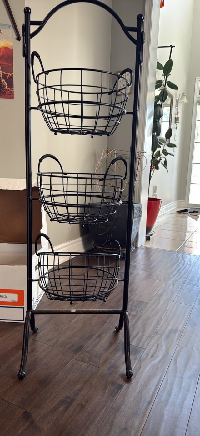 Fruit vegetable rack