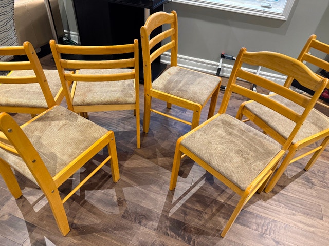 Set of 6 Solid Wood Dining Chairs – Sturdy & Comfortable