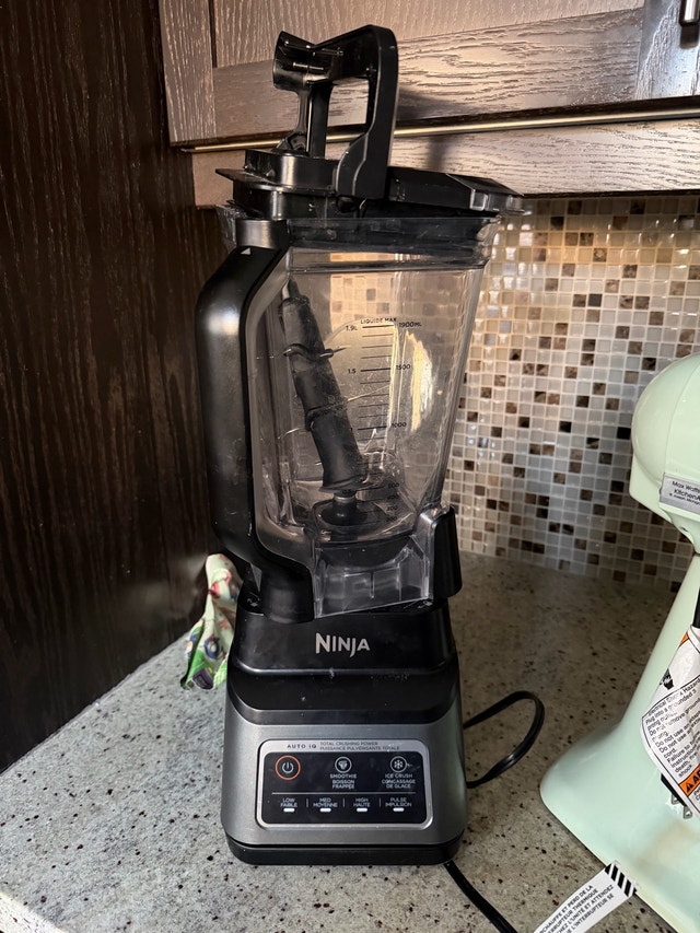 Ninja Auto-IQ Total Crushing Blender - photo 5