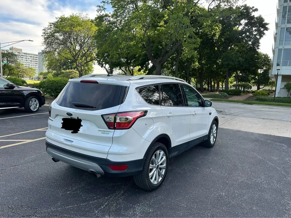 2017 Ford Escape · Titanium Sport Utility 4D - photo 3
