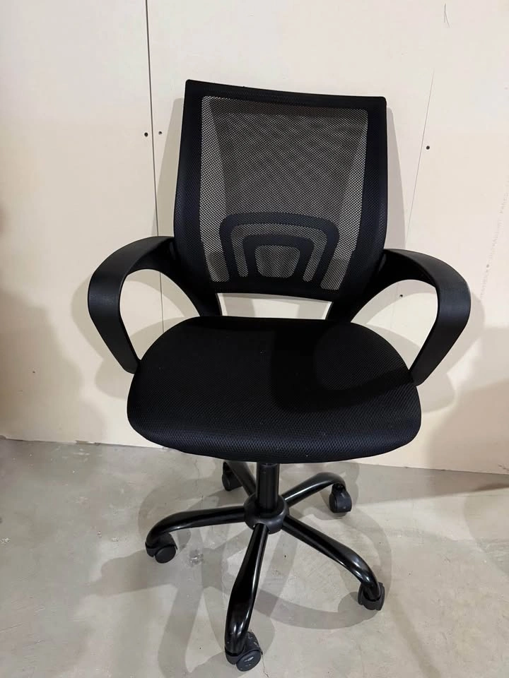 Office Desk Chair – Great Condition, Height Adjustable