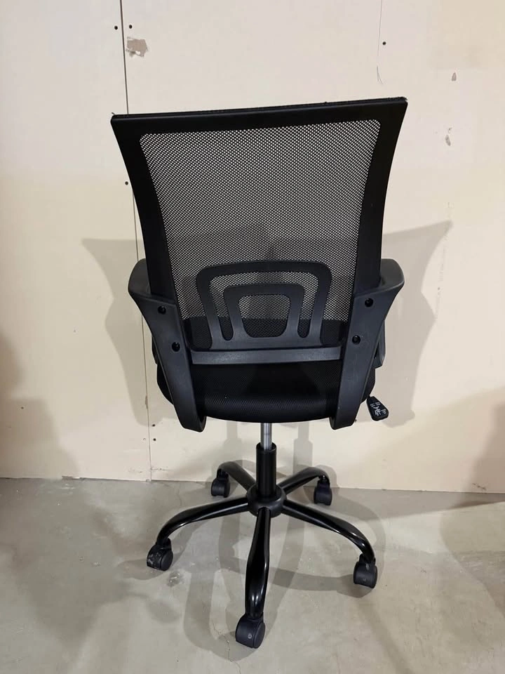 Office Desk Chair – Great Condition, Height Adjustable - photo 2