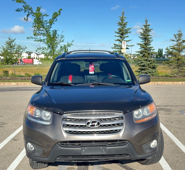 2012 Hyundai Santa Fe 2.4L AWD – 239,512 km READY TO GO - photo 3