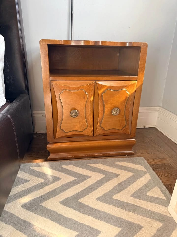 John Widdicomb Vintage French Provincial Dresser and Nightstands - photo 5
