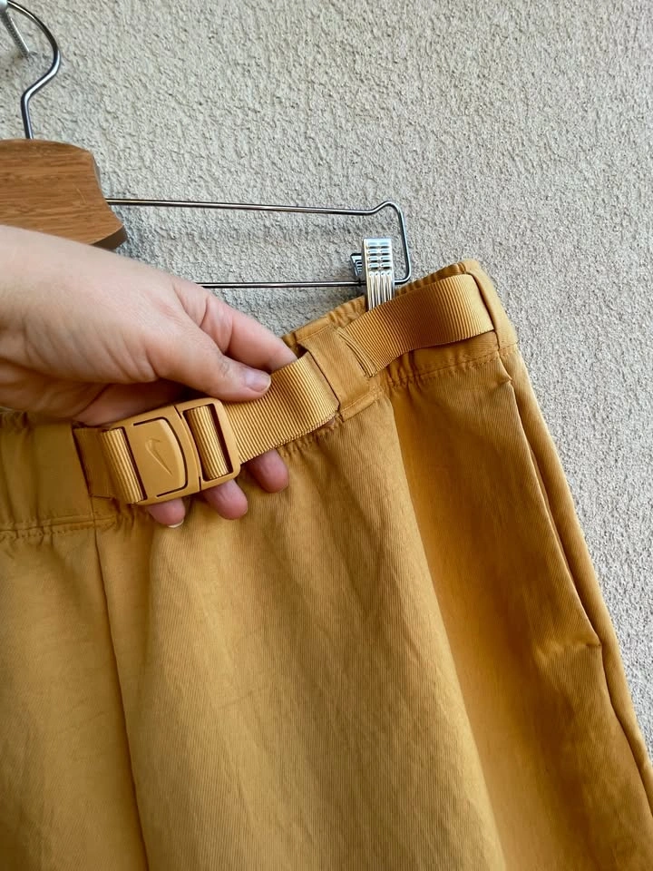 Size XL, Nike Utility Cropped Jogger Pants Adjustable Belt - photo 4