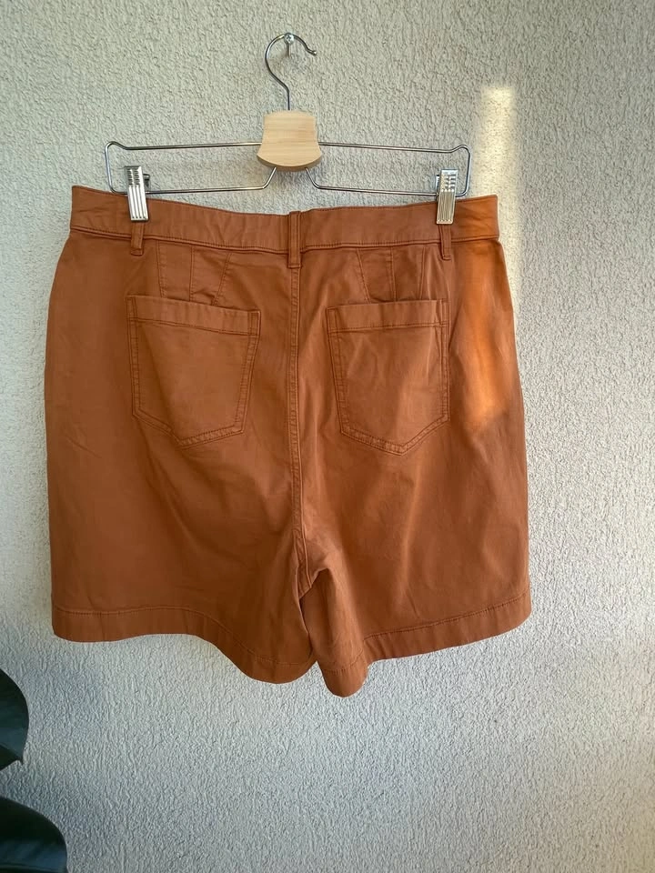 Size 16, New, PENN. Cotton Stretch Bermuda Shorts High Rise - photo 3