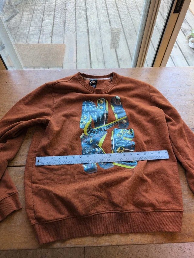 Nike Sweatshirt mens extra large tan