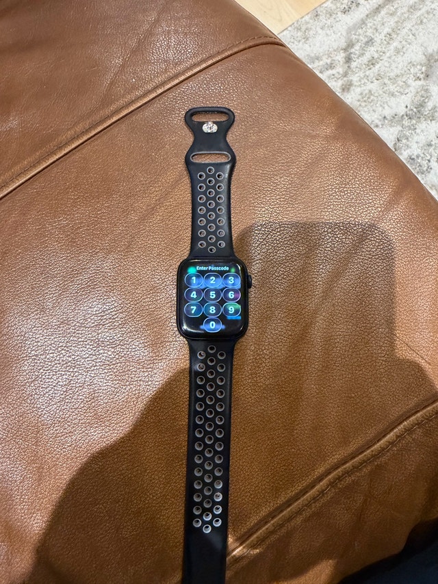 APPLE WATCH SERIES SE2 - photo 3