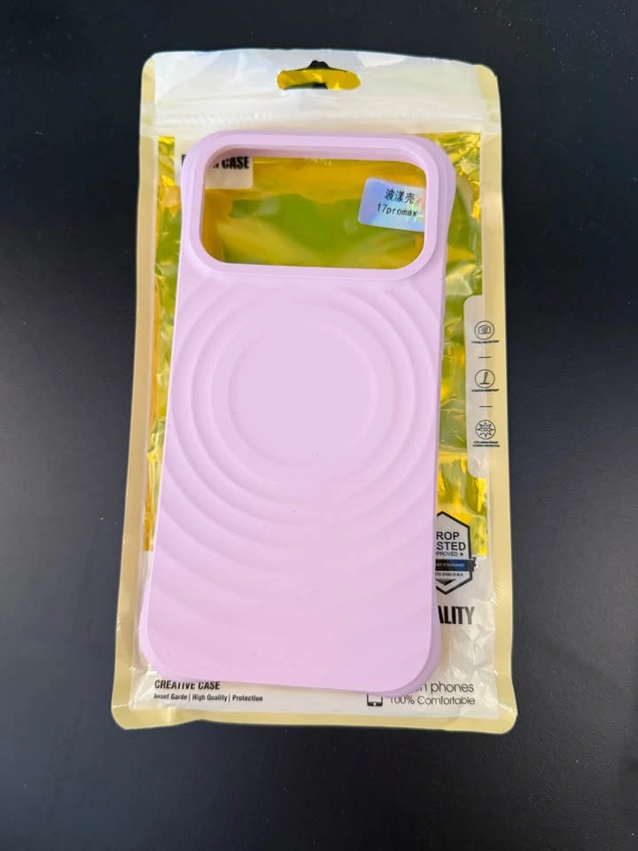 Iphone 17 promax Case - photo 3