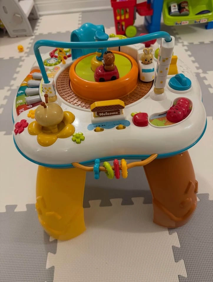 Baby/ Toddler Activity Table - photo 2
