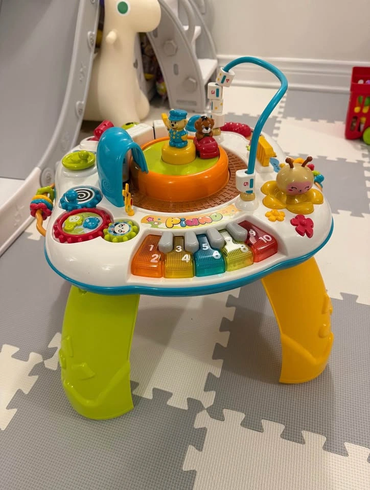 Baby/ Toddler Activity Table - photo 3