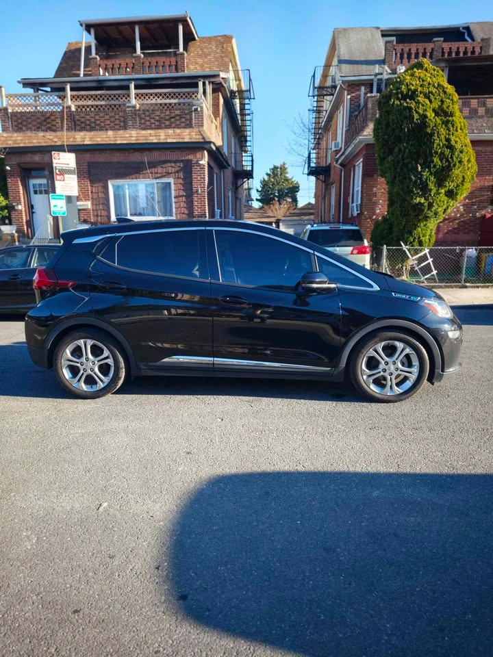 2020 Chevrolet Bolt EV · 2LT Hatchback 4D - photo 3