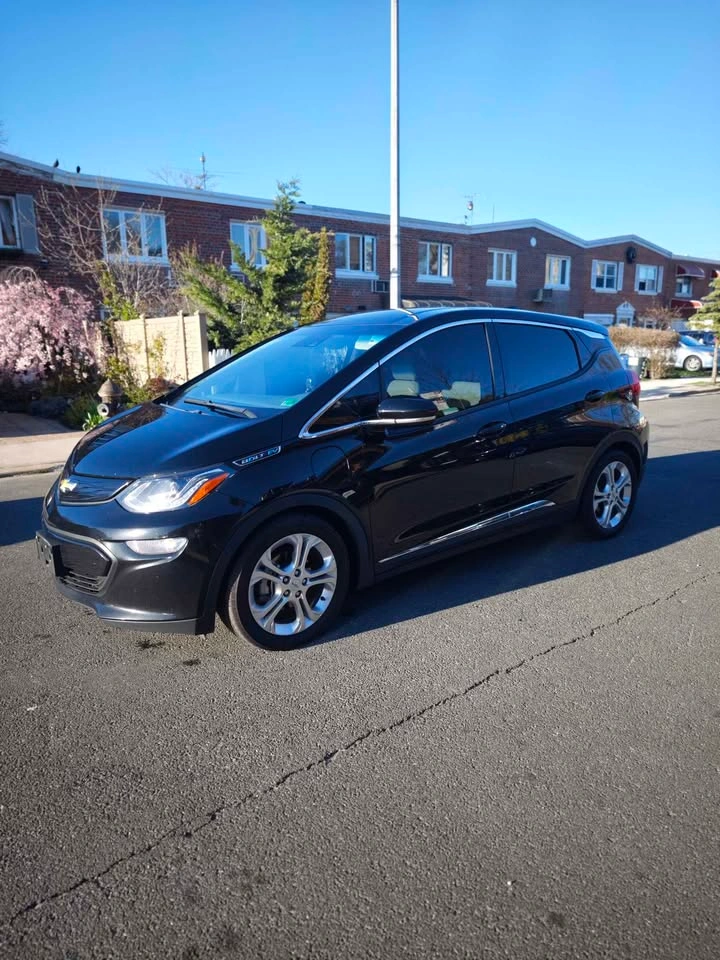 2020 Chevrolet Bolt EV · 2LT Hatchback 4D - photo 4