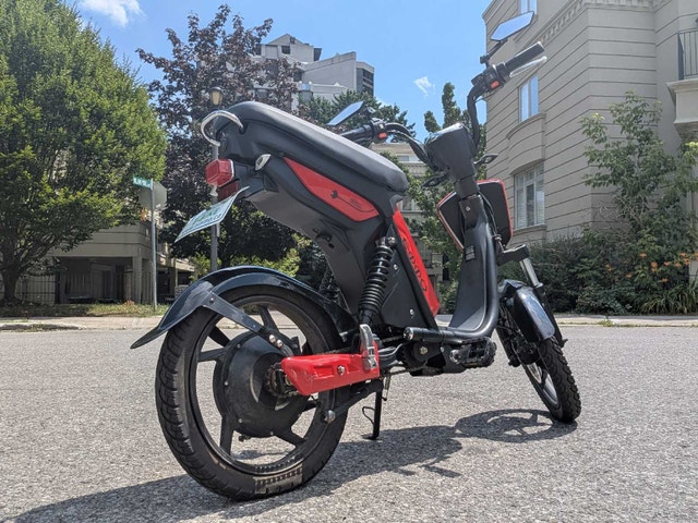 Emmo Urban T2 Red Ebike - photo 2