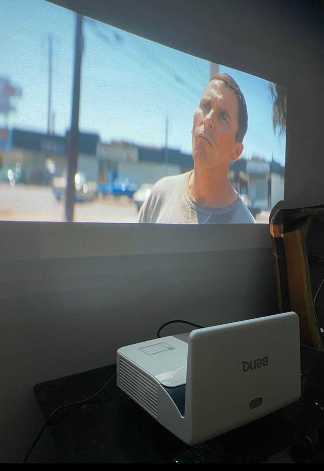 Benq Ultra-Short Throw projector