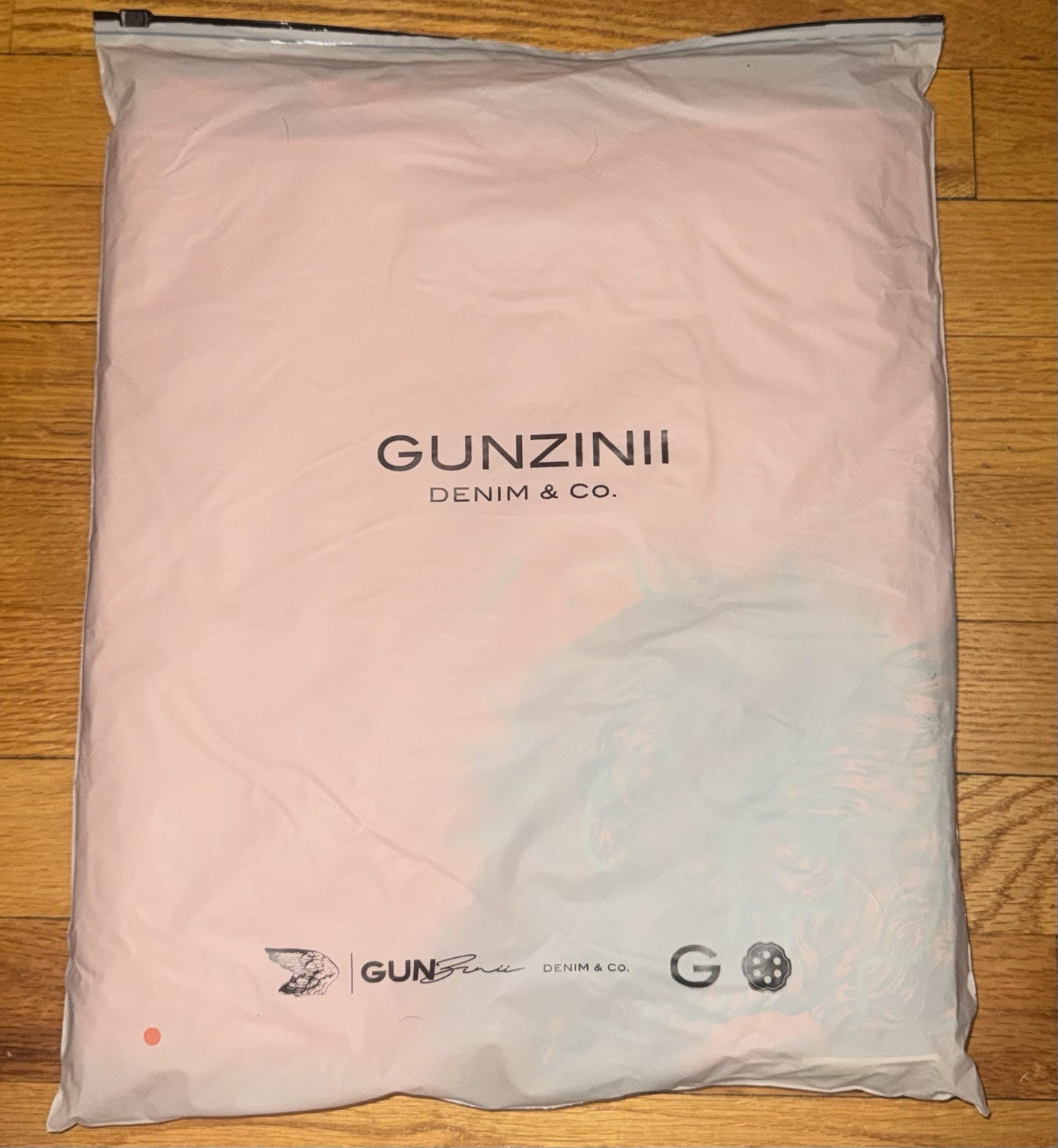 gunzinii worldwide tshirt - photo 5