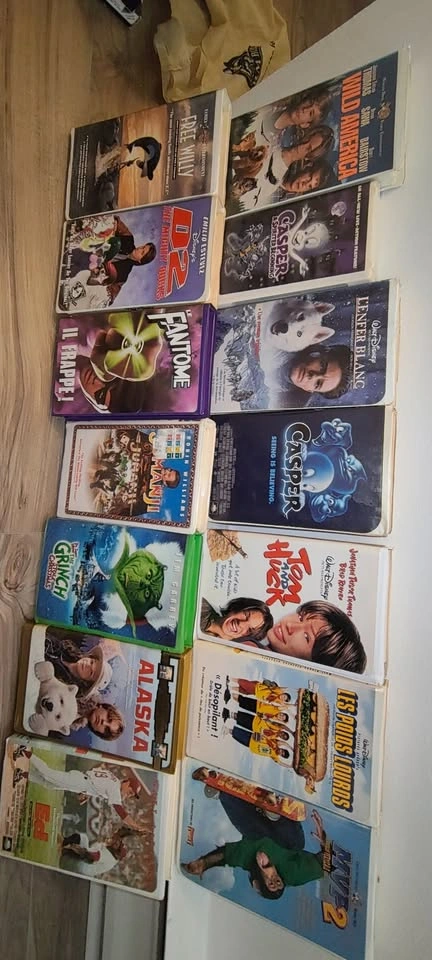 VHS tapes - photo 2