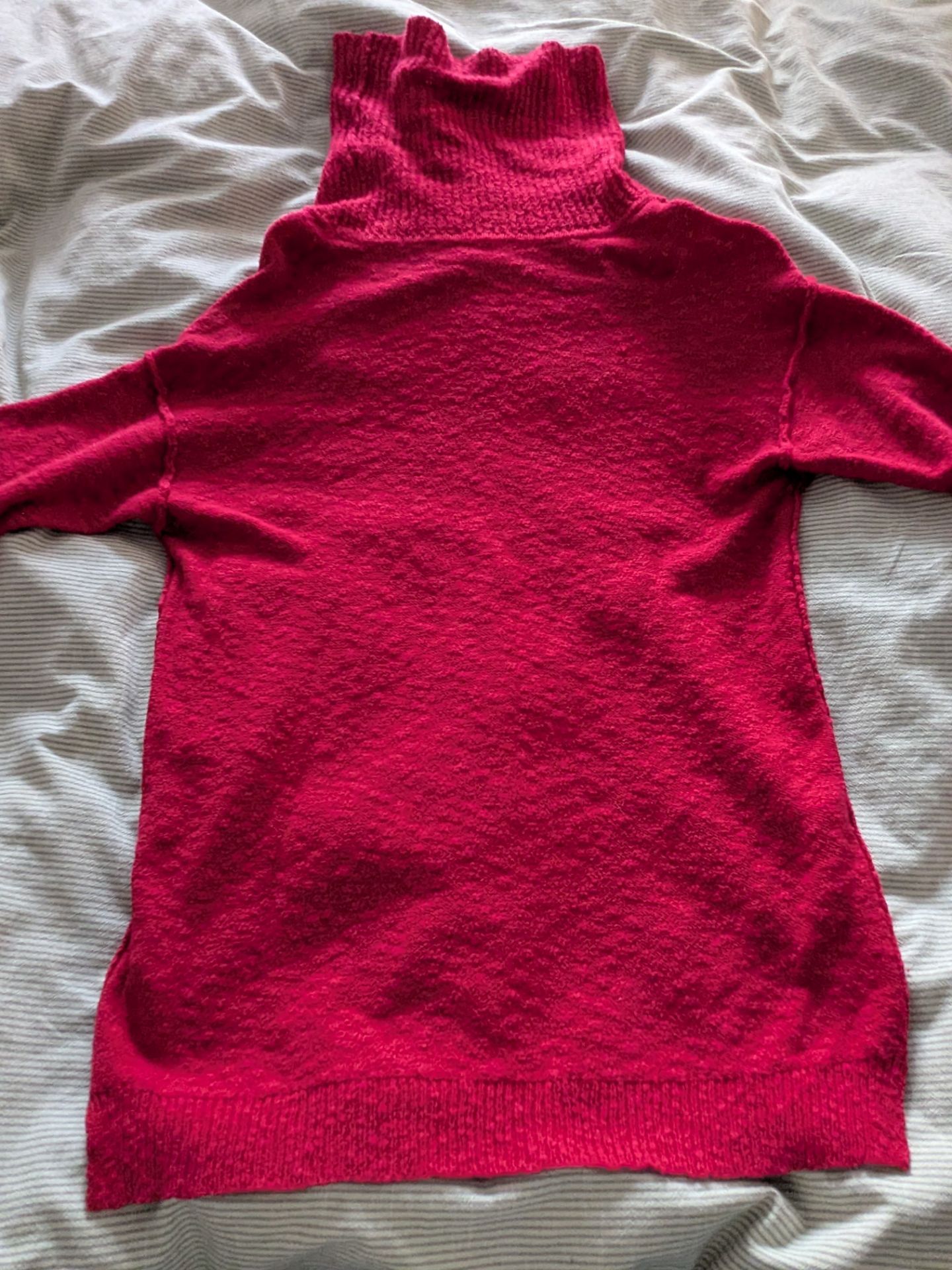 Red Sweater - photo 2