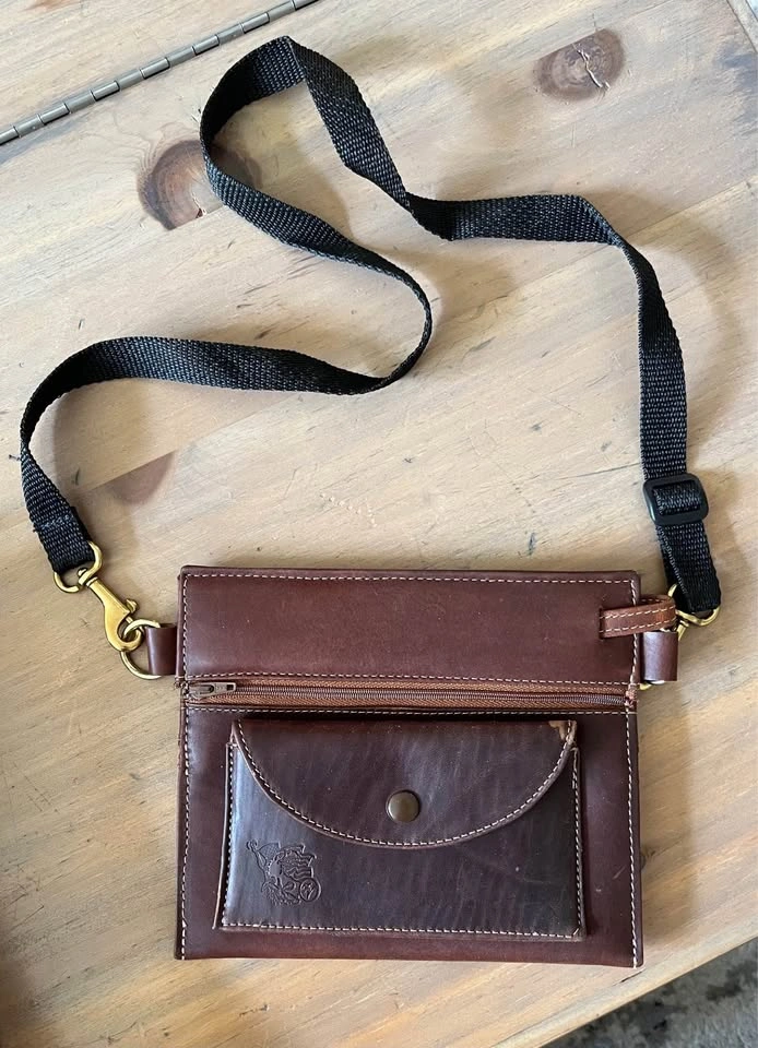 Leather Brief Case and small carry case from American Valise Com - photo 4