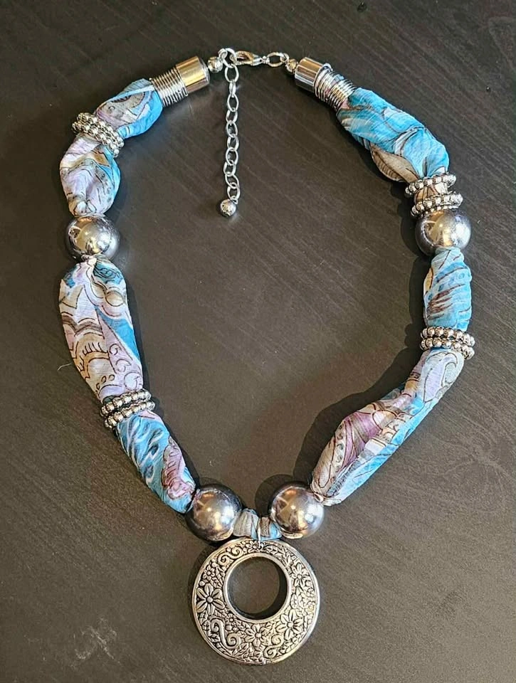 ✨ Artisan Boho Statement Necklace ✨ - photo 2