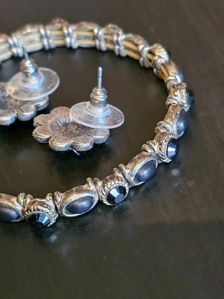 🖤 Vintage-Inspired Black & Silver Jewelry Set 🖤 - photo 3