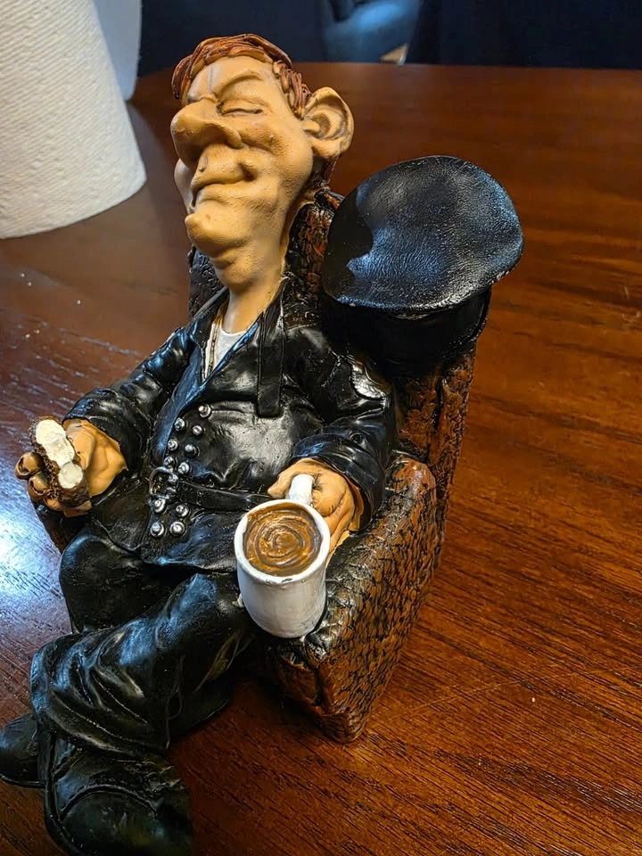 Sleeping Policeman Novelty Figure - photo 2
