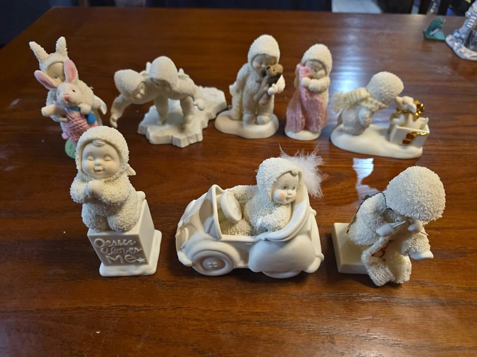 Snowbabies Figurine Collection – 9 Piece Lot