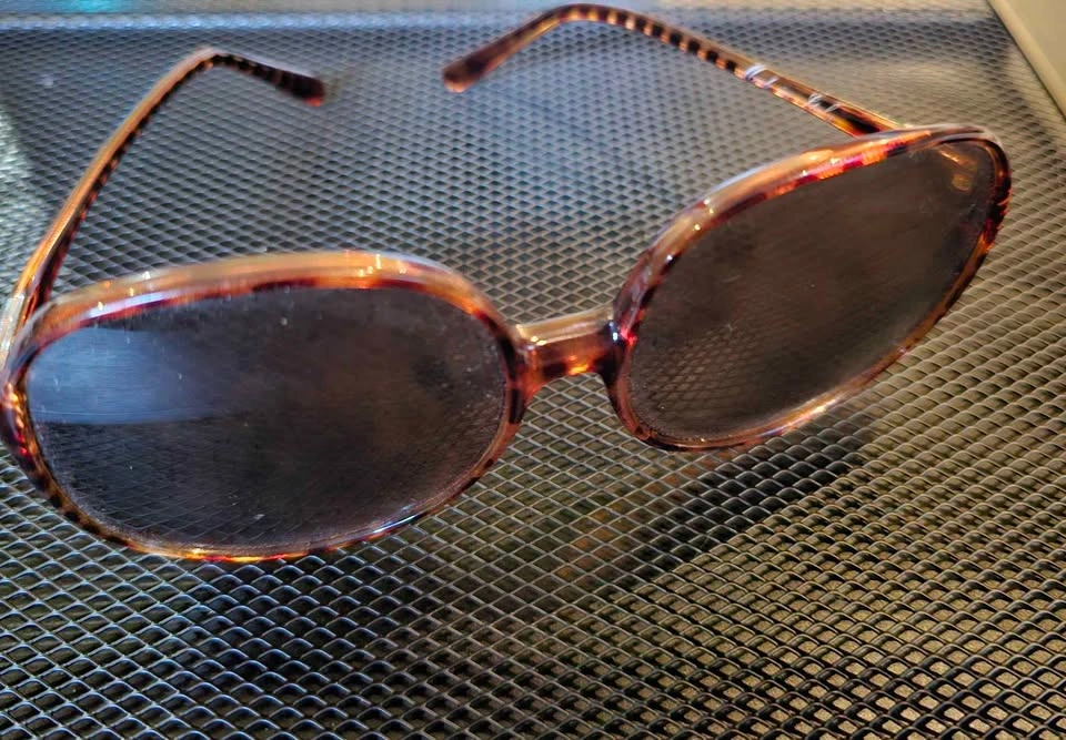 Vintage Italian Oversized Sunglasses - photo 2