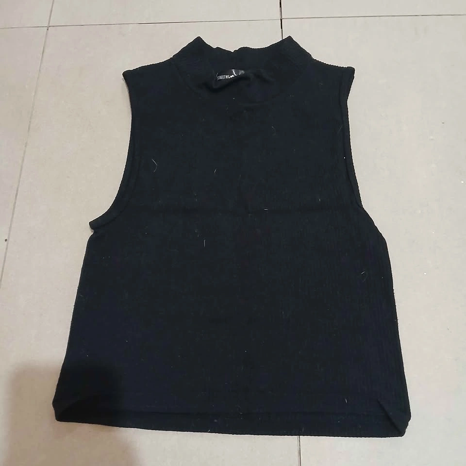 2 Mockneck Shirts - photo 4