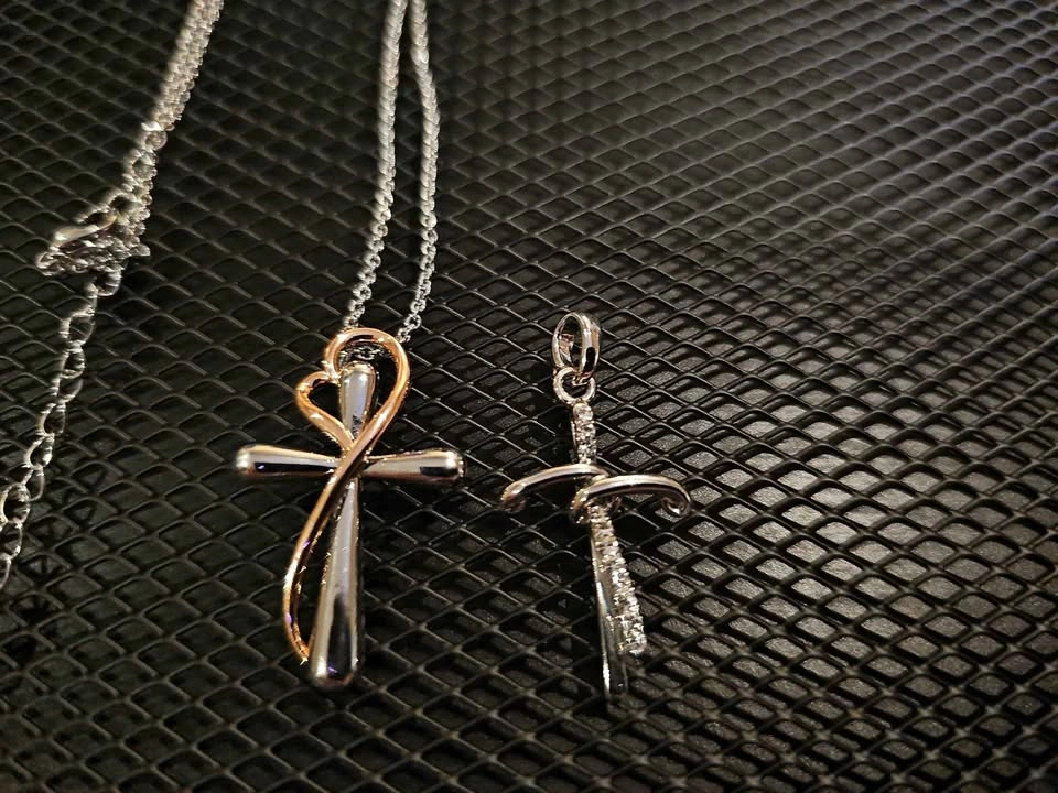 Silver-Tone Interchangeable Cross Necklace Set - photo 2