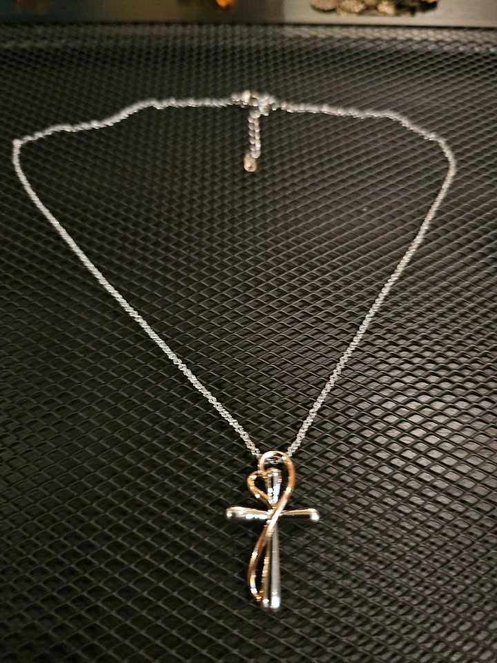 Silver-Tone Interchangeable Cross Necklace Set - photo 4