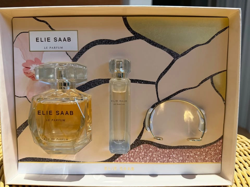 Elie Saab Le Parfum Gift Set - photo 2