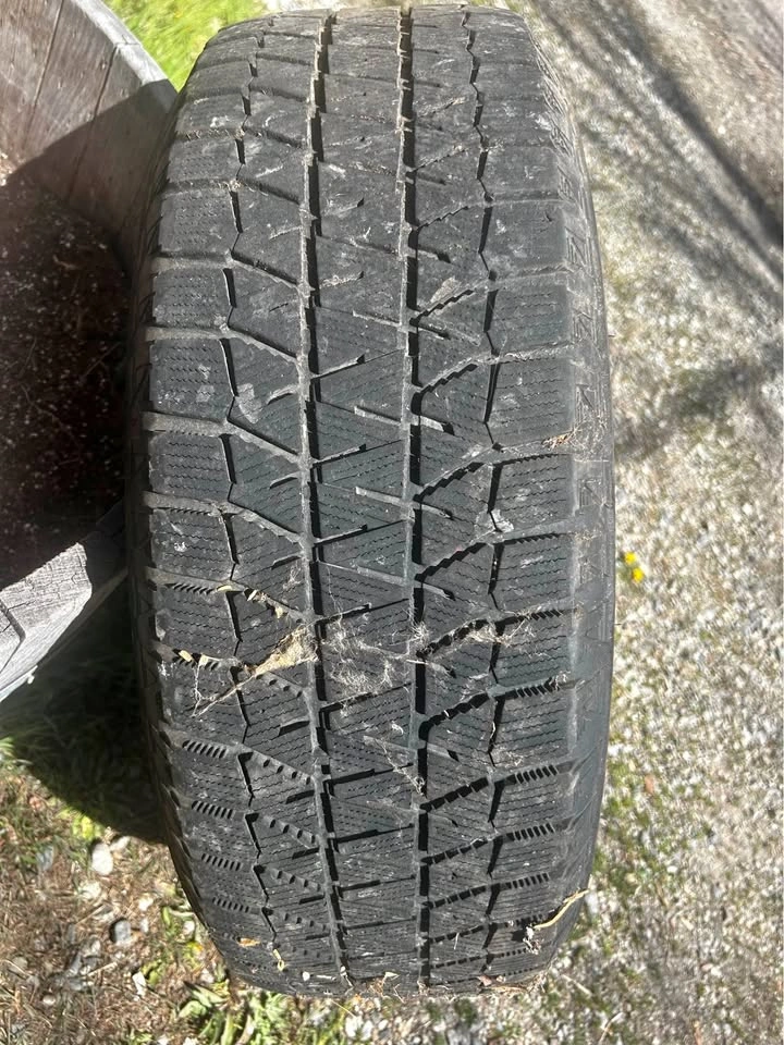 Winter tires with rims