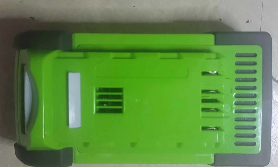 Greenworks 40V 2.0Ah Lithium Max Battery 29652 - photo 3