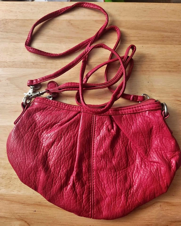 d-fusion Red Faux Leather Crossbody Clutch