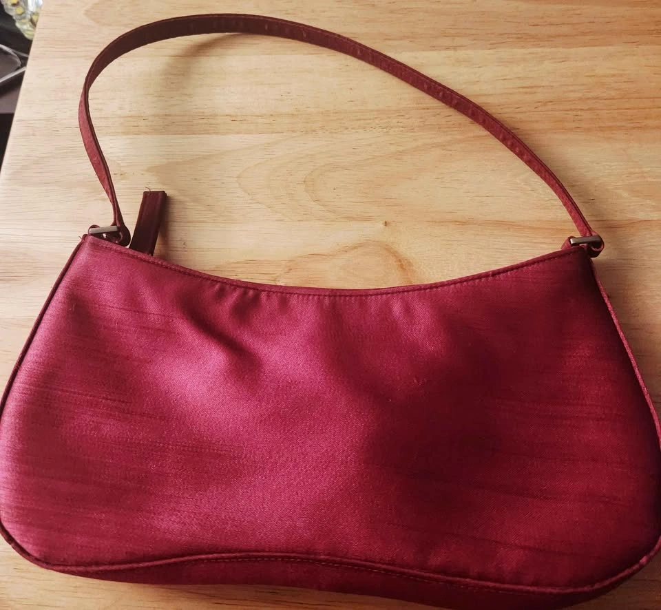 Pink handbag with rhinestone detail - photo 2
